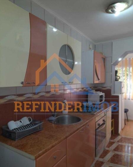Crangasi, vanzare apartament 2 camere, bloc reabilitat.